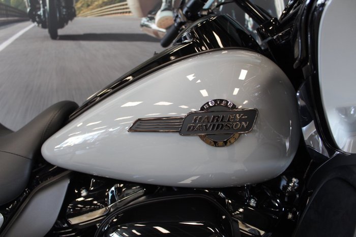 2024 Harley-davidson FLTRK ROAD GLIDE LIMITED (114) billiard gray