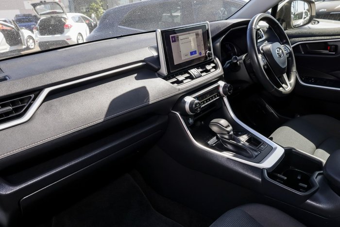 2024 Toyota RAV4 GX