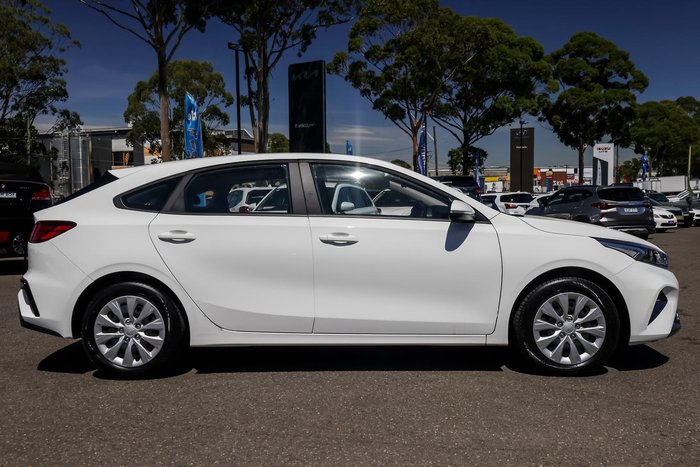 2024 Kia Cerato S