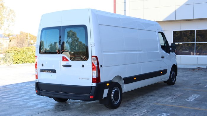 2024 Renault Master Pro 110kW