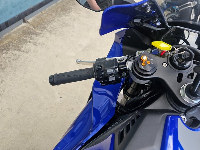 2021 Yamaha YZF-R1 Blue