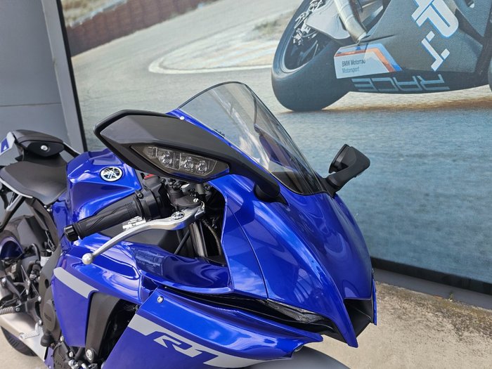 2021 Yamaha YZF-R1 Blue