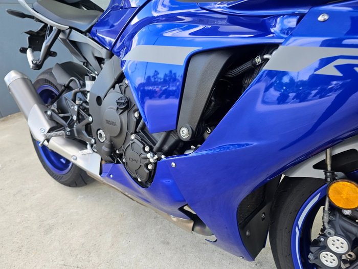 2021 Yamaha YZF-R1 Blue
