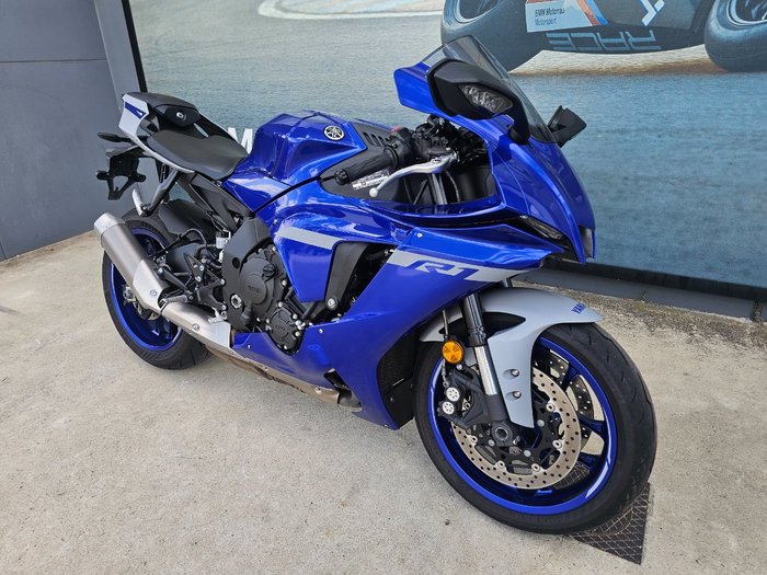 2021 Yamaha YZF-R1 Blue