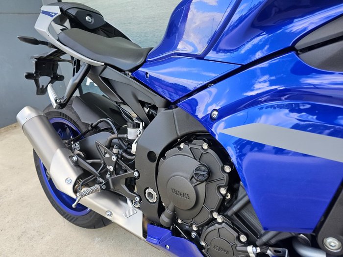 2021 Yamaha YZF-R1 Blue