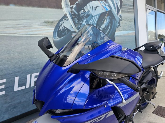 2021 Yamaha YZF-R1 Blue