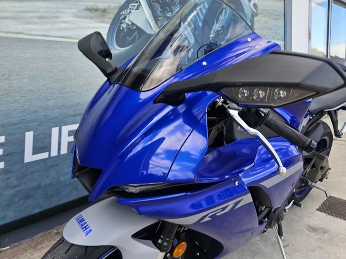2021 Yamaha YZF-R1 Blue