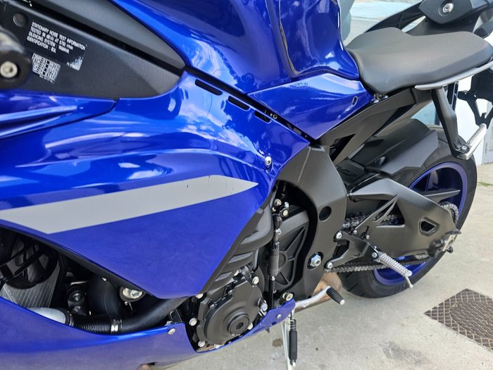 2021 Yamaha YZF-R1 Blue