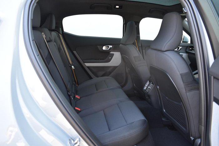 2025 Polestar 2 Long range Single motor MY25 Vapour