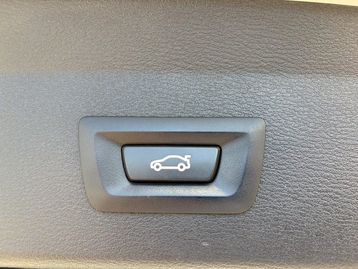 2018 BMW X1 sDrive18i F48 White