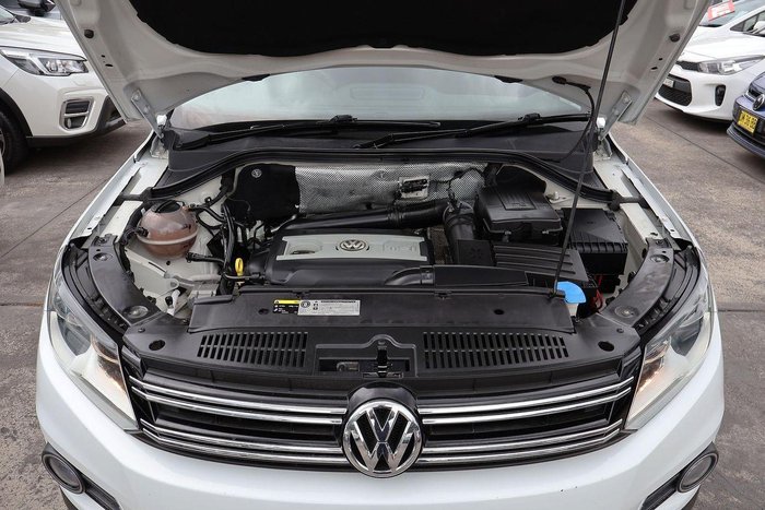 2014 Volkswagen Tiguan 132TSI 5N MY15 Four Wheel Drive Pure White