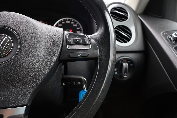 2014 Volkswagen Tiguan 132TSI 5N MY15 Four Wheel Drive Pure White