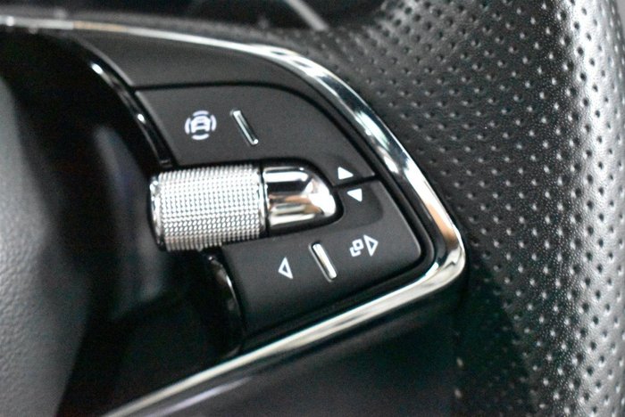 2022 SKODA Karoq 140TSI Sportline