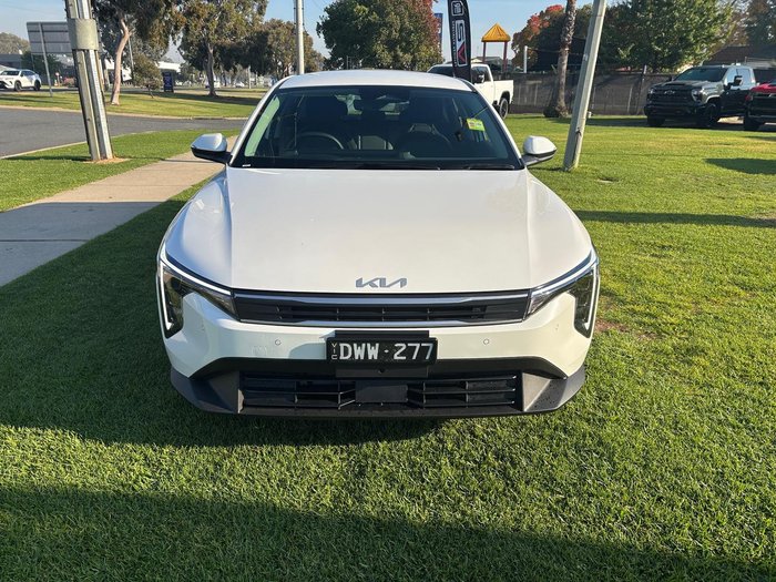 2025 Kia K4 Sport+