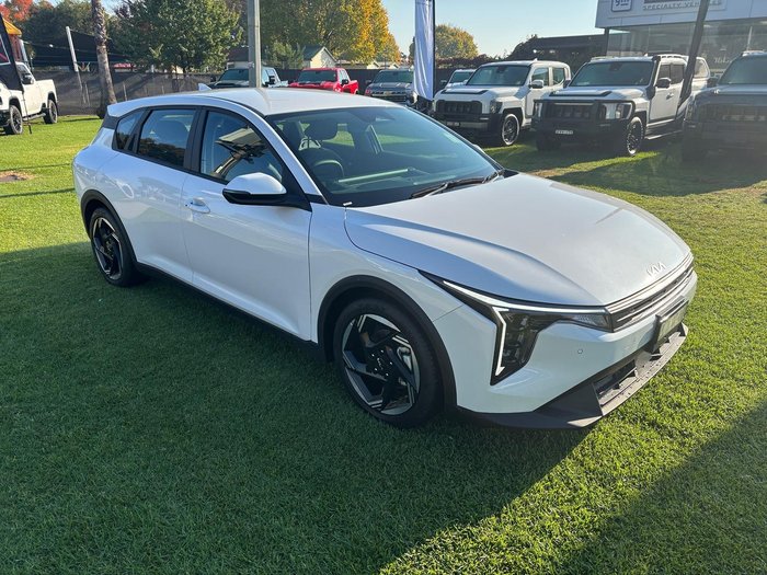 2025 Kia K4 Sport+