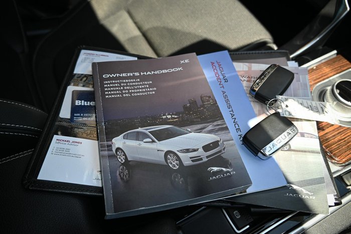 2015 Jaguar XE 25t R-Sport