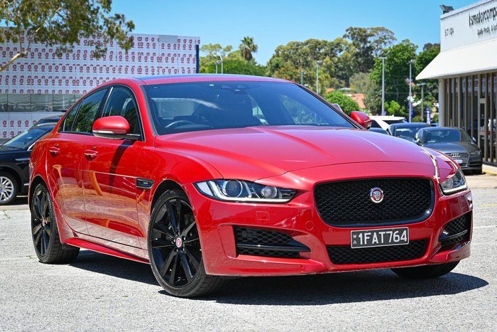2015 Jaguar XE 25t R-Sport