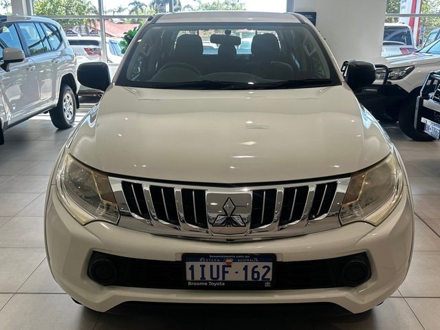 2015 MITSUBISHI TRITON GLX (4x4)
