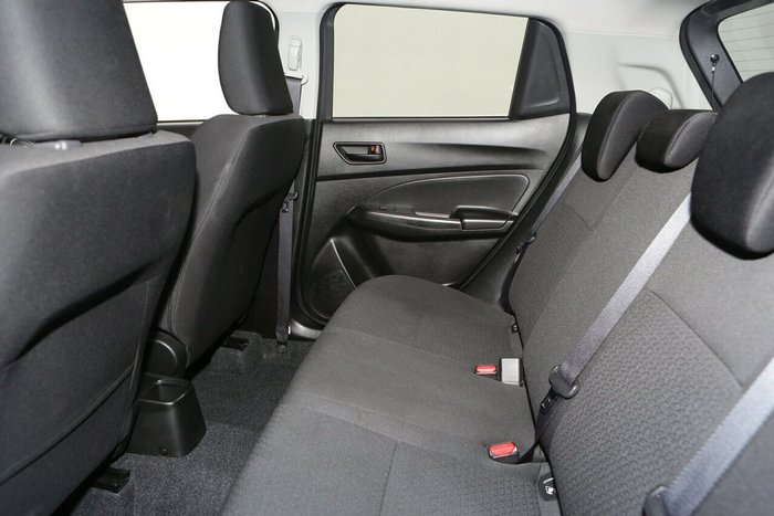 2019 Suzuki Swift GL Navigator