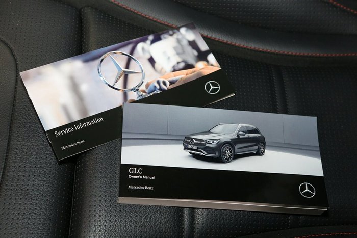 2021 Mercedes-Benz GLC-Class GLC300