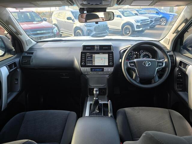 2021 Toyota Prado DSL WGN AT GXL Glacier White