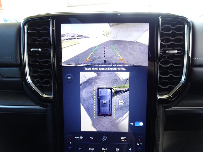 2022 Ford Everest Platinum