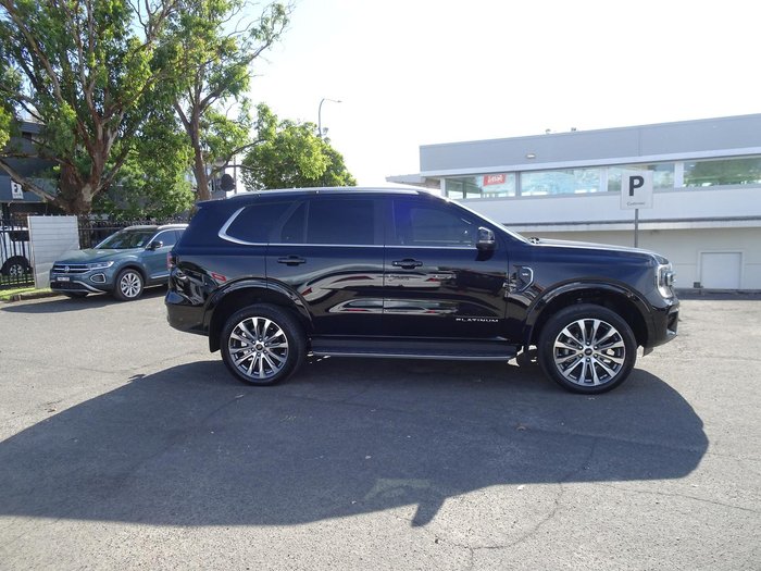 2022 Ford Everest Platinum