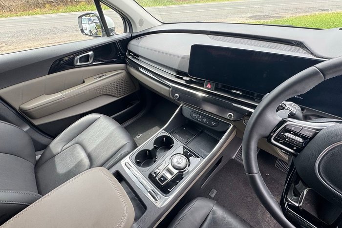 2024 Kia Carnival GT-Line HEV