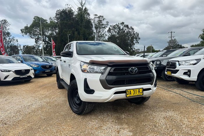 2021 Toyota Hilux SR