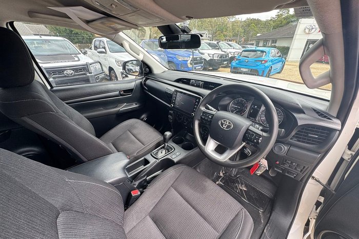 2021 Toyota Hilux SR