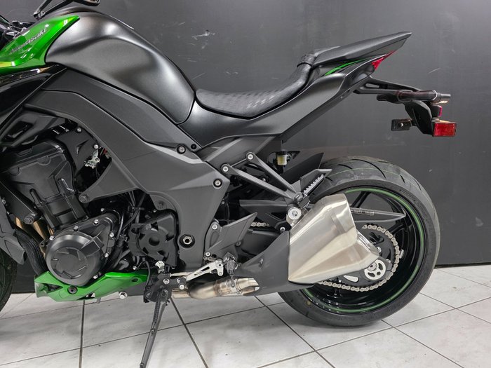 2025 Kawasaki Z1000 Grey