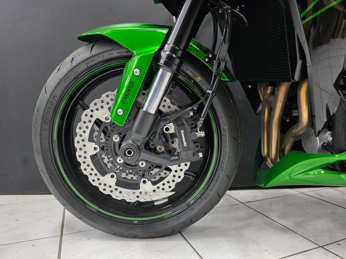 2025 Kawasaki Z1000 Grey