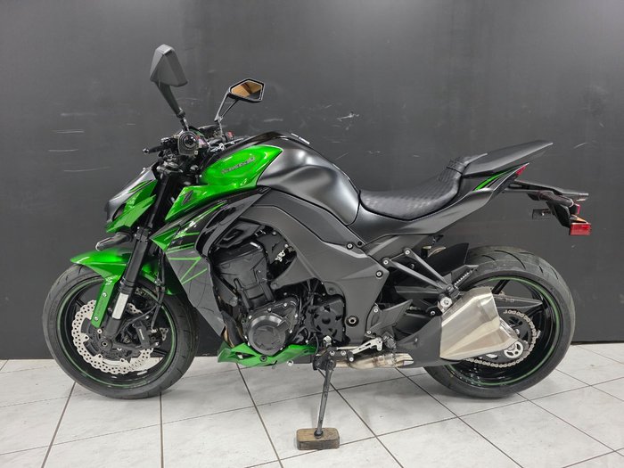 2025 Kawasaki Z1000 Grey