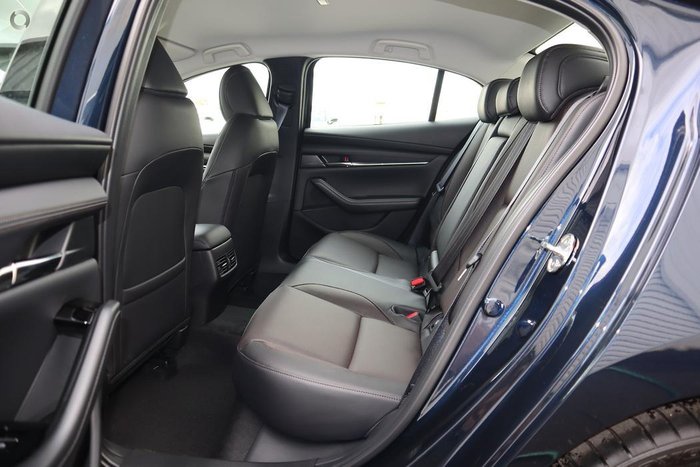 2025 Mazda 3 G20 Touring