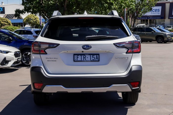 2024 Subaru Outback AWD Touring 6GEN MY25 AWD Crystal White