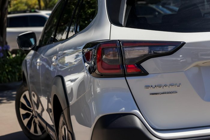 2024 Subaru Outback AWD Touring 6GEN MY25 AWD Crystal White