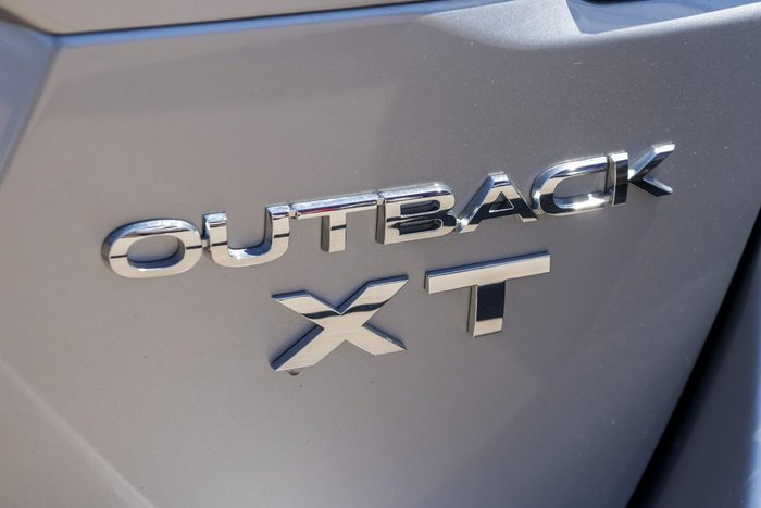 2025 Subaru Outback AWD Touring XT