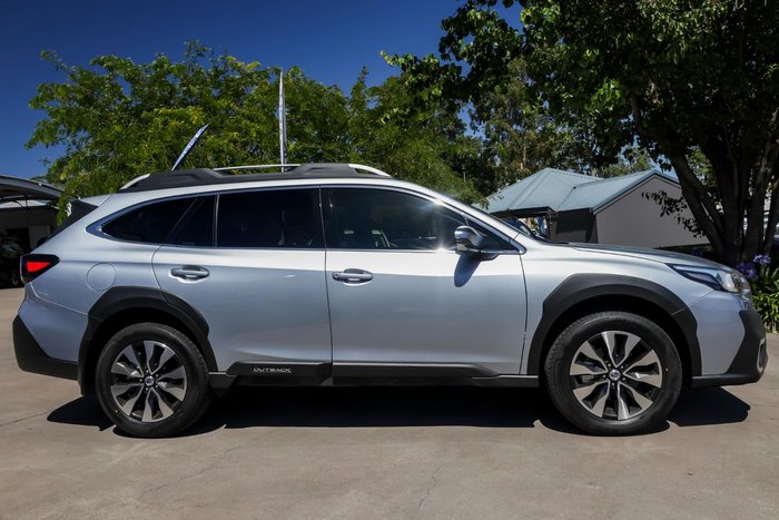 2025 Subaru Outback AWD Touring XT
