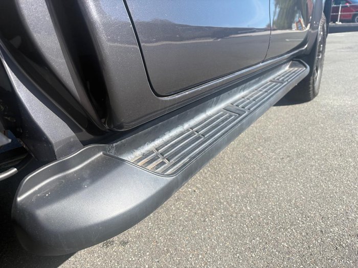 2022 Toyota Hilux SR5