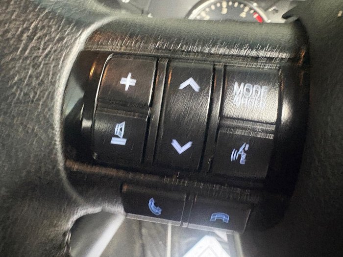 2022 Toyota Hilux SR5