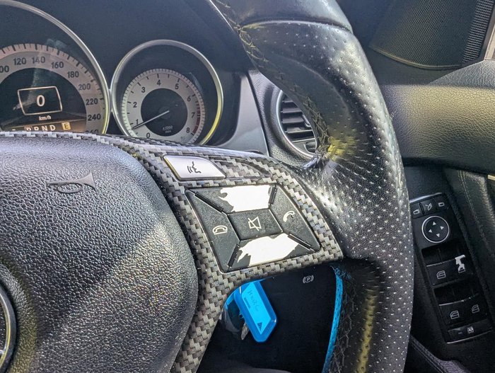 2011 Mercedes-Benz C-Class C250 BlueEFFICIENCY Avantgarde W204 MY11 Calcite white