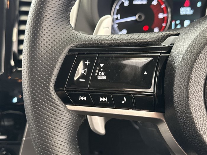 2024 Mitsubishi Pajero Sport GLX