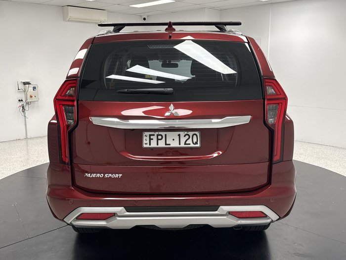 2024 Mitsubishi Pajero Sport GLX