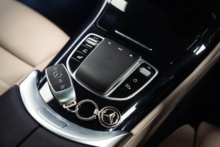 2021 Mercedes-Benz EQC 400 N293 Four Wheel Drive Designo - Opalite White Bright