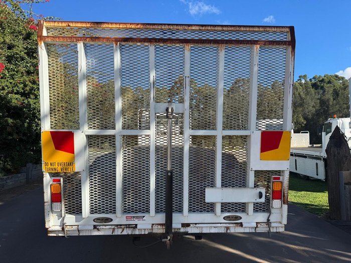 2003 Mitsubishi Fv 500