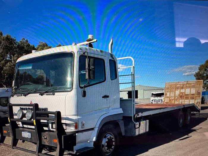 2003 Mitsubishi Fv 500 WHITE
