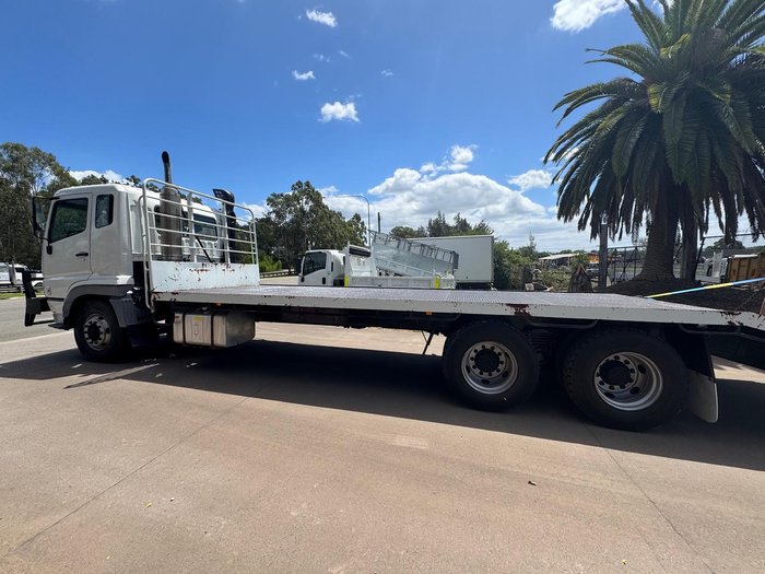 2003 Mitsubishi Fv 500 WHITE