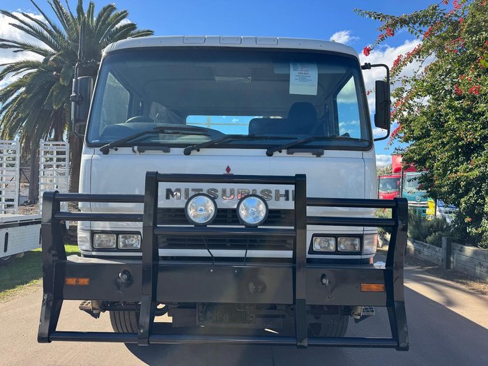 2003 Mitsubishi Fv 500 WHITE