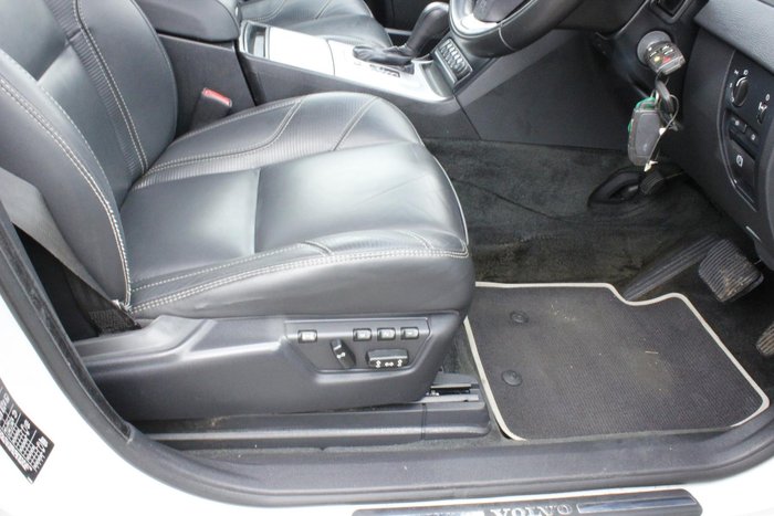 2014 Volvo XC90 D5 R-Design MY14 Four Wheel Drive Ice White