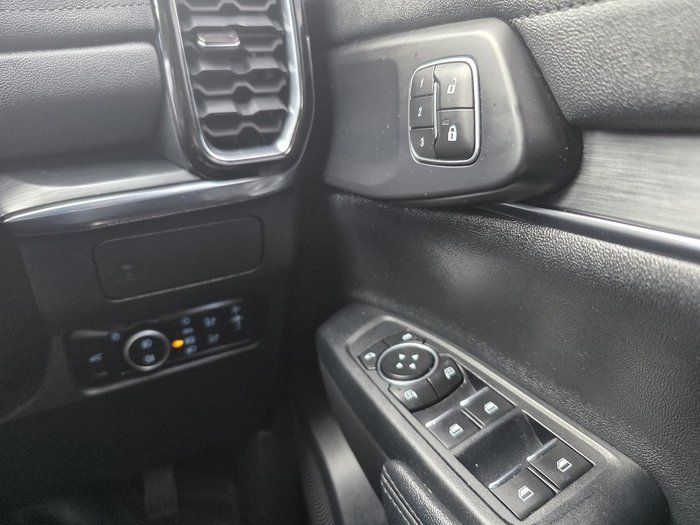 2022 Ford Everest Sport